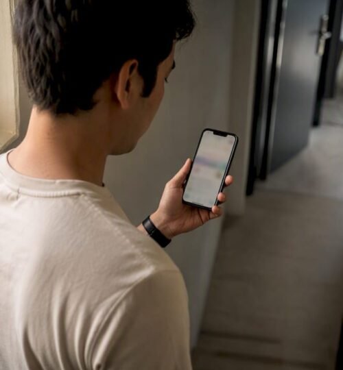 Tenant checking rental contact details